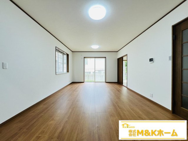 半田市柊町5丁目の居間・リビング|LDK約15帖☆
