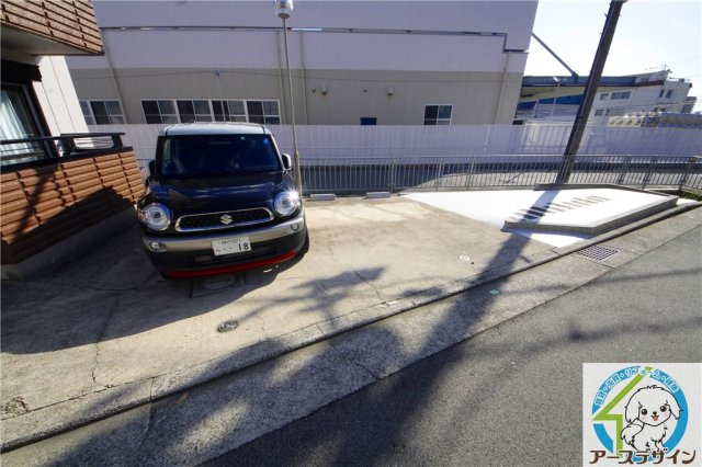 アンジェラスの駐車場
