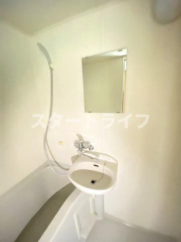 大阪市淀川区西中島２丁目の賃貸マンションの洗面所