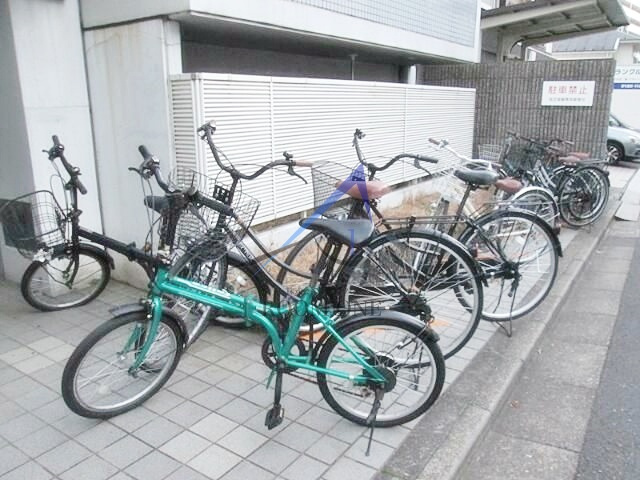 アムール戸山のその他共用部分|駐輪場です。