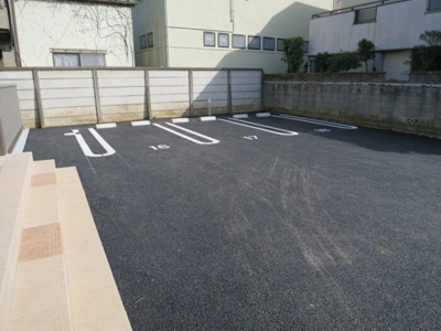 【駐車場】 | シエロ B | 駐車場