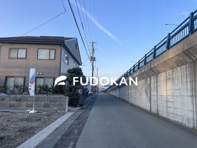 山形市江南第25【新築建売】の前面道路含む現地写真|前面道路