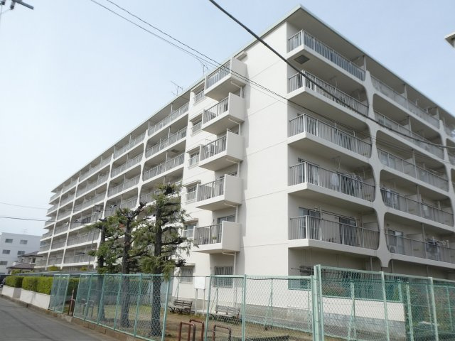 日商岩井第一春日部マンションの外観
