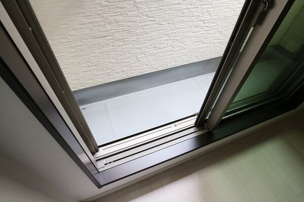 Grandtic伝馬町のバルコニー