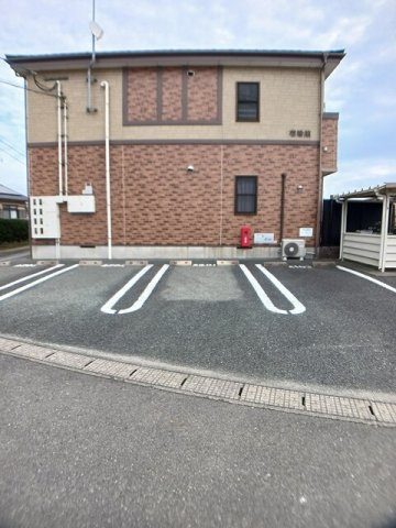 ケント・アヴェニュー壱番館の駐車場|駐車スペースもあります