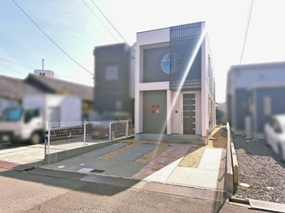 【外観】 | 鈴鹿市神戸２丁目 | 内外装リフォーム済の２ＬＤＫ