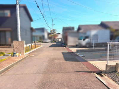 【前面道路含む現地写真】 | 鈴鹿市神戸２丁目 | 前面道路