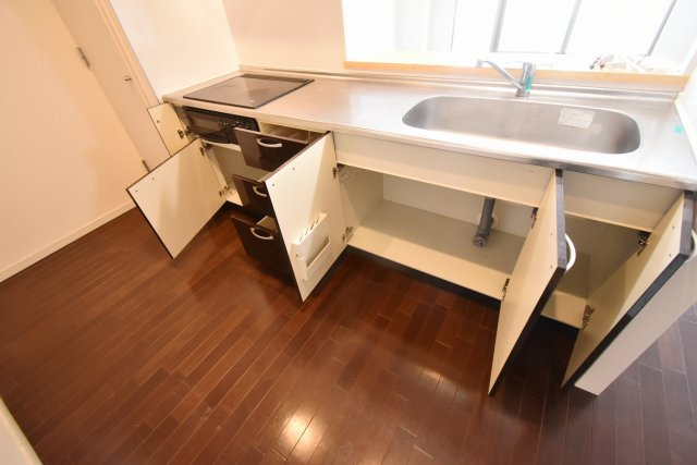 シャルム甲子園口の収納