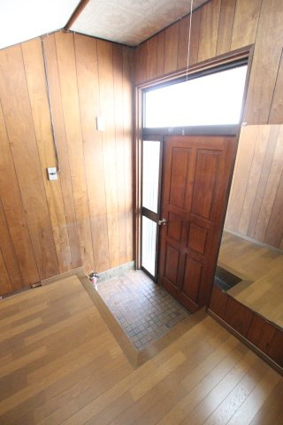 【玄関】 | 桜ケ丘町戸建