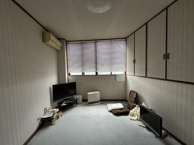 行徳1丁目　4階建の洋室