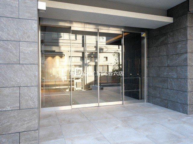 【エントランス】 | リアライズ小路駅前