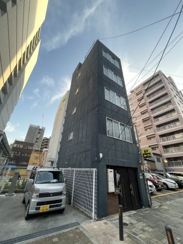 エルウィング新開地ビルの外観