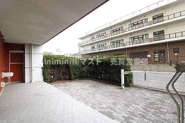プレステ15番館鶴見緑地