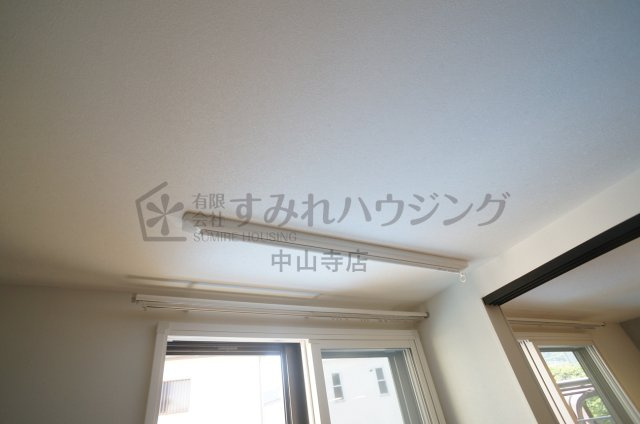 ガーデンハウス宝塚A棟の設備|室内物干し設備を設けております