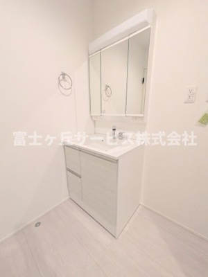 【独立洗面台】 | 浜松市中央区萩丘3丁目 4期 新築一戸建て | 独立洗面台です