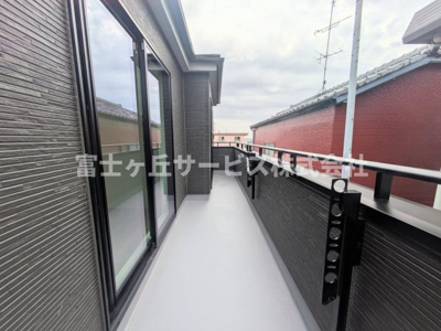 【バルコニー】 | 浜松市中央区萩丘3丁目 4期 新築一戸建て | バルコニーです