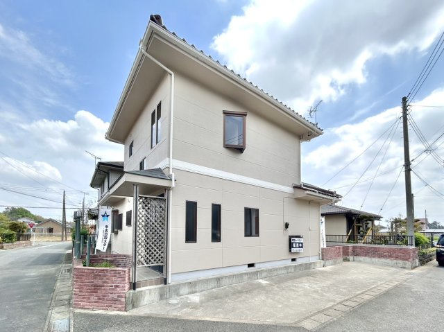 【中古戸建】佐波郡玉村町1期の外観|■外観｜特徴のある個性的な住まいと美しい街並み、そして住みやすい環境を、ぜひ現地でご覧になりませんか。お気軽にお問合せください(^^)  