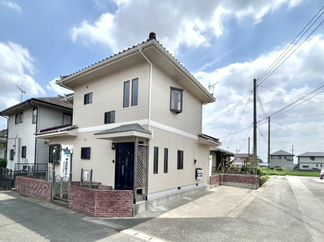 【中古戸建】佐波郡玉村町1期の外観|■外観｜土日のご見学はもちろん、平日・夜間のご案内も大歓迎です♪「今から見たい」や「仕事終わりに見たい」にもご対応できますのでお気軽にお問い合わせください♪
