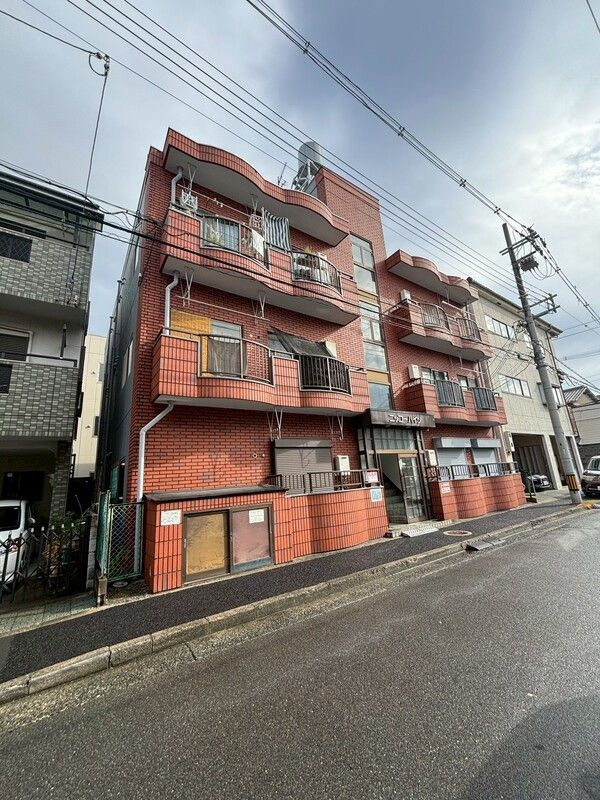 ニッコーハイツの外観