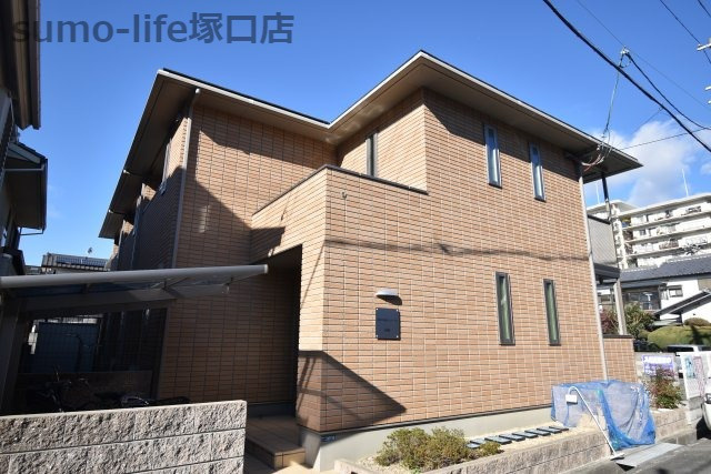 南塚口橋本セントラルの外観