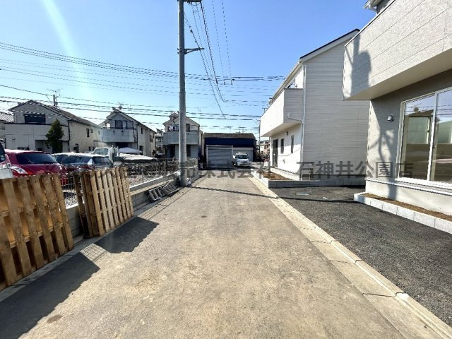 西東京市住吉町１丁目　新築一戸建　西武池袋線　ひばりヶ丘の前面道路含む現地写真