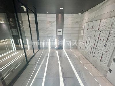 エスレジデンス西長堀のロビー
