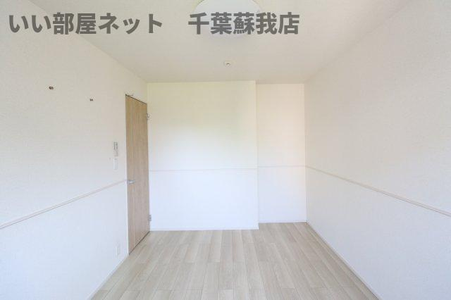 ビアンＫＴの寝室|広くて明るい寝室