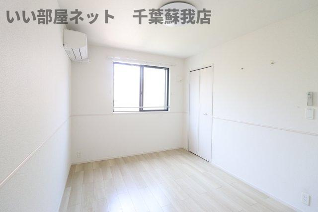 ビアンＫＴの寝室|広くて明るい寝室