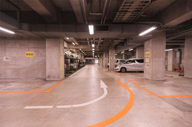 【駐車場】ステュディオ仙台