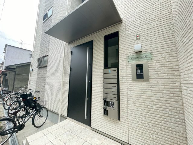 F asecia Nobiltaのエントランス