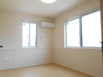 【居間・リビング】 | ヴェルドミール・ユウ