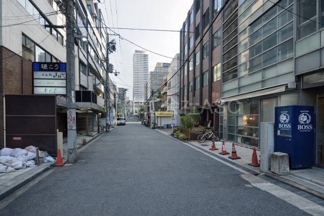 大東ビル 貸事務所の洋室