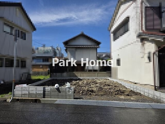 高知市旭町3丁目　新築戸建て