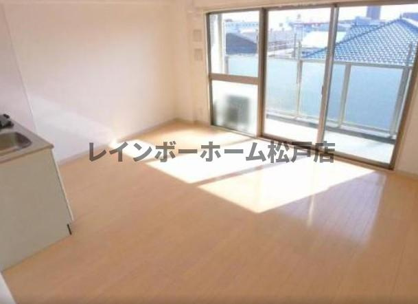 【仲介手数料：50％OFF】対象物件！の居間・リビング