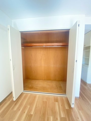 大阪市淀川区木川東４丁目の賃貸マンションの収納