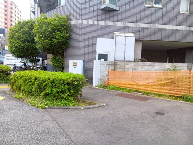 品川区東中延　建築条件なし売地の前面道路含む現地写真