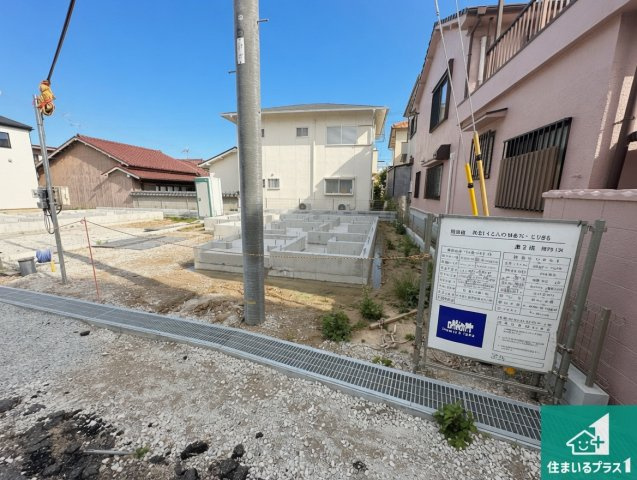 明石市魚住町西岡　新築一戸建ての外観|周辺は落ち着いた街並みの住宅地！子育てがしやすい住環境です！まだ未完成ですが、現地でしかわからない事もございます。是非一度ご覧ください。