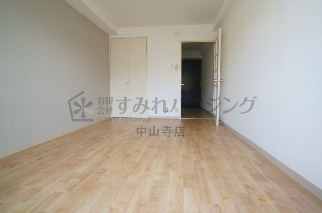 エルベラーノ宝塚の寝室