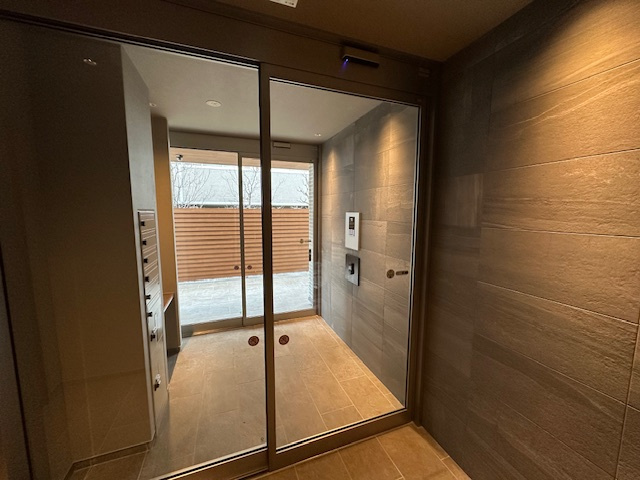 ソラーナのロビー