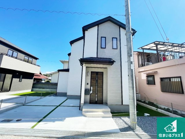 明石市魚住町西岡　新築一戸建てのトイレ|シンプルなトイレは落ち着く空間！お手入れも簡単です！