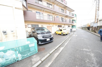 【駐車場】 | 駐車場に車を止められます