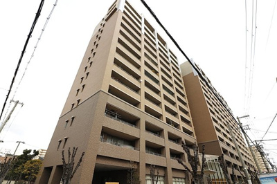 【外観】 | ルネヒューマンズガーデン鶴見 | スーパー、飲食店、クリニックが充実の放出エリア。設備充実のリフォーム完成！