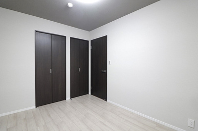 【洋室】 | ルネヒューマンズガーデン鶴見 | 洋室（約5.2帖）