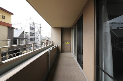 【バルコニー】 | ルネヒューマンズガーデン鶴見