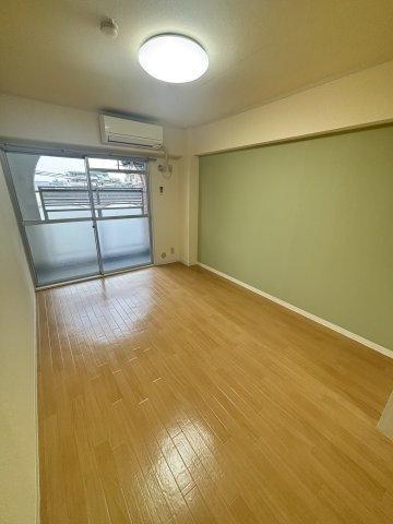 【寝室】 | 第7高光マンション