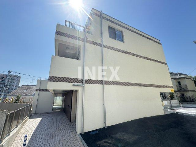 横浜市神奈川区松ケ丘の賃貸マンションの外観