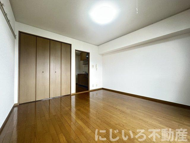 グローバルハイツAの居間・リビング