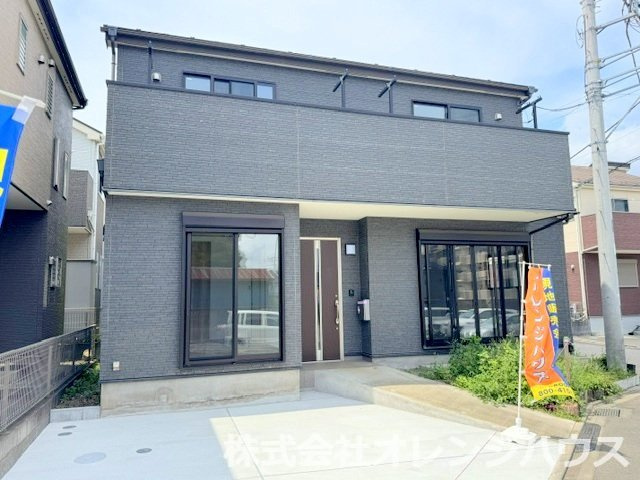【玄関】 | 相模原市中央区上溝　中古戸建 | 現地写真