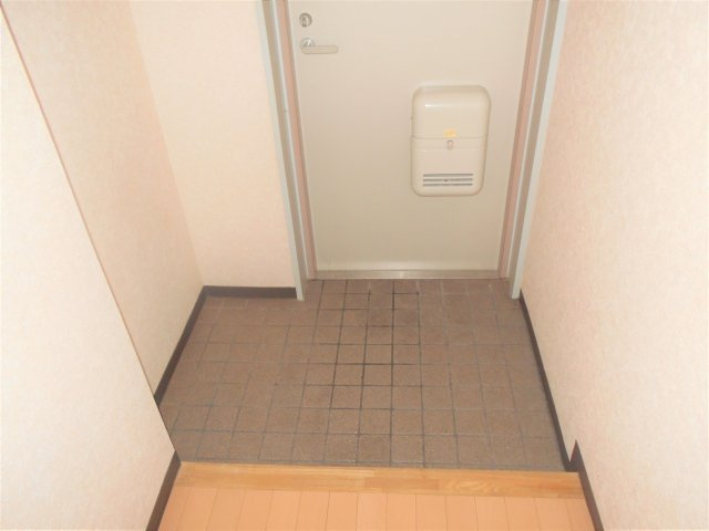 さいたま市桜区西堀８丁目の賃貸マンションの玄関|シンプルで使いやすい玄関です