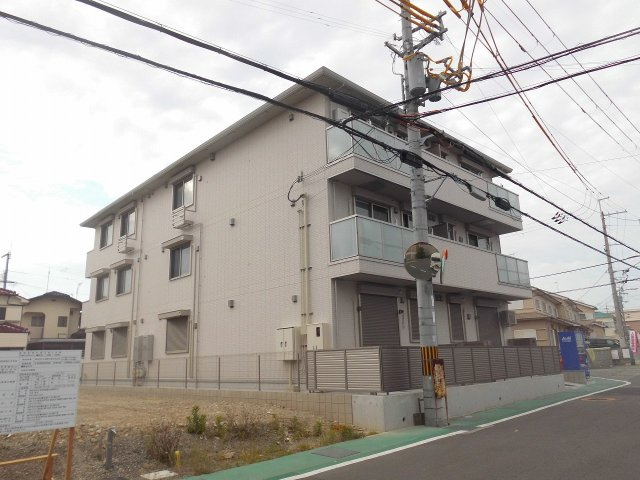 レリヤンファミリオⅧの外観